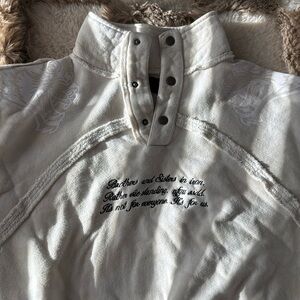 Darc sport pull over.